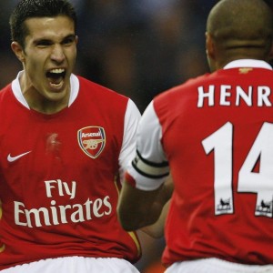 九游娱乐网站体验棒-葡萄牙马术协会与国际马术联合会合作，举办国际马术交流活动，促进技术交流。